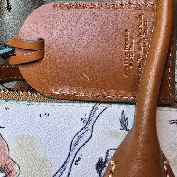 Dooney & Bourke Pooh & Friends Satchel Crossbody Bag Winnie the Pooh 2022 - Picture 4 of 7